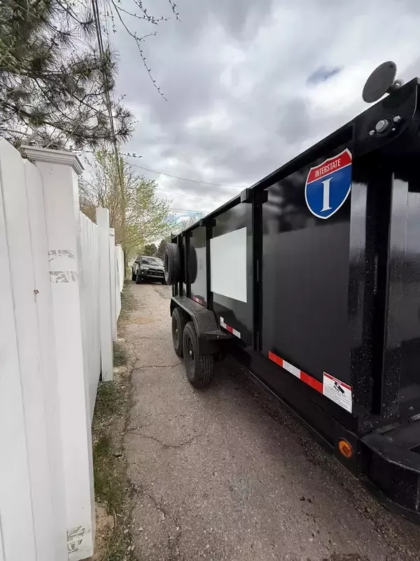 7' x 16' Dump Trailer - side view